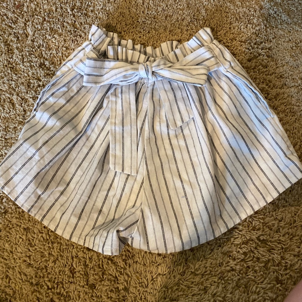 Paper bag waist shorts